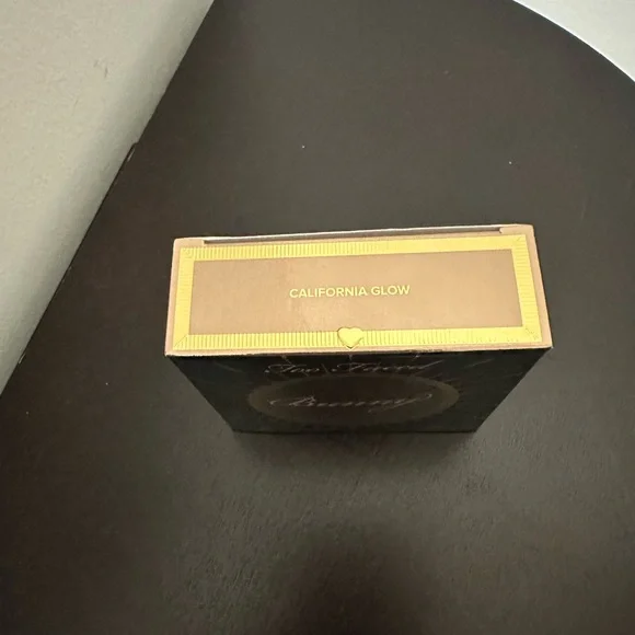 NEW FULL SIZE TOO FACED SUN BUNNY RADIANT DUO TONE BRONZIER IN CALIFORNI… - Picture 10 of 11